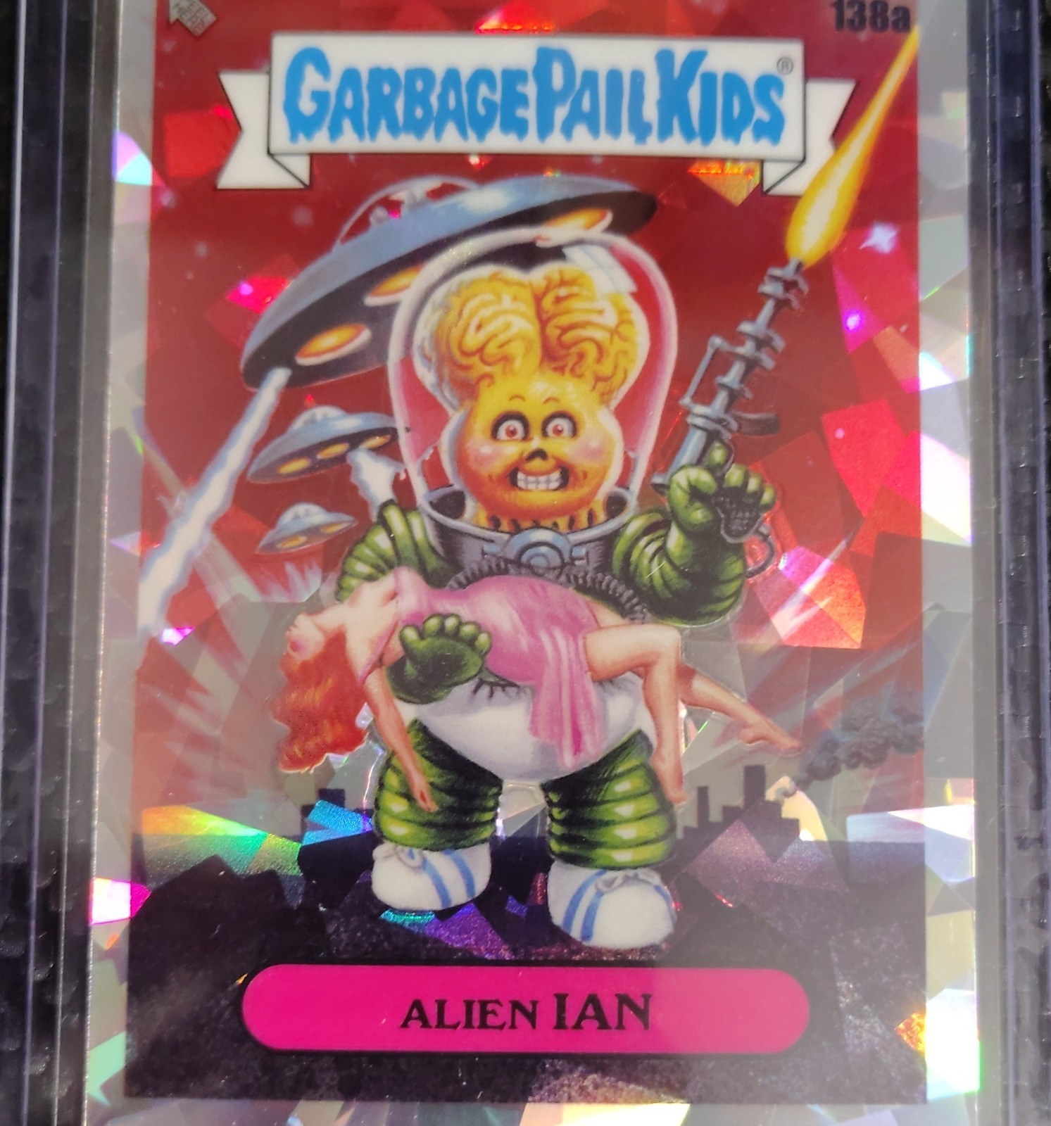 2021 Topps Garbage Pail Kids Sapphire Edition #138a Alien Ian front
